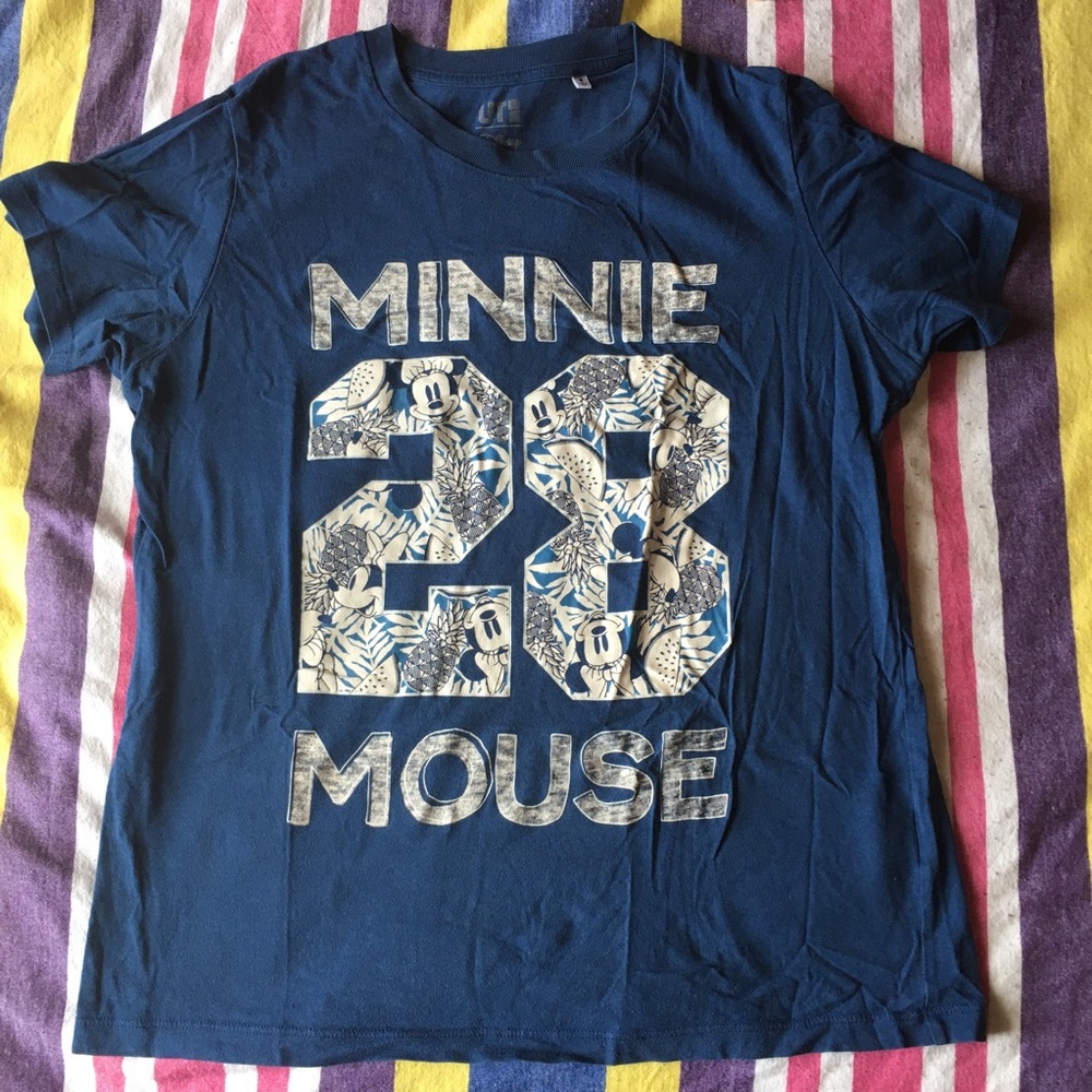 Uniqlo Minnie Mouse Disney Women’s Size M